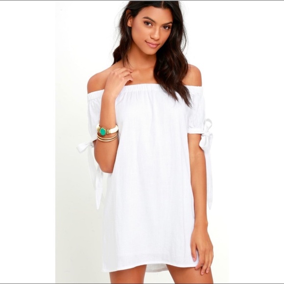 Lulus Dresses & Skirts - Lulu’s white dress